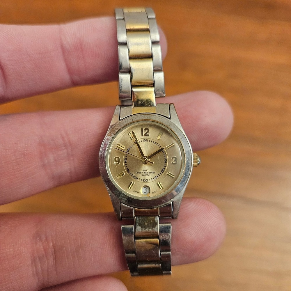 Advance Quartz Stainless Two‎ Tone Ladies Watch WR Needs Battery Untested